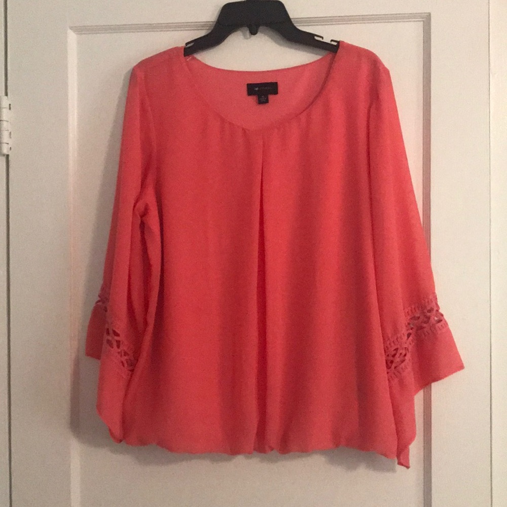 Cute dress top!